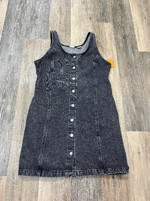 Dress Casual Short By Levis In Black Denim, Size: L